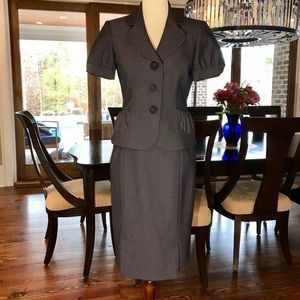 Classy 2 Piece Tahari Short Sleeved Business Suit